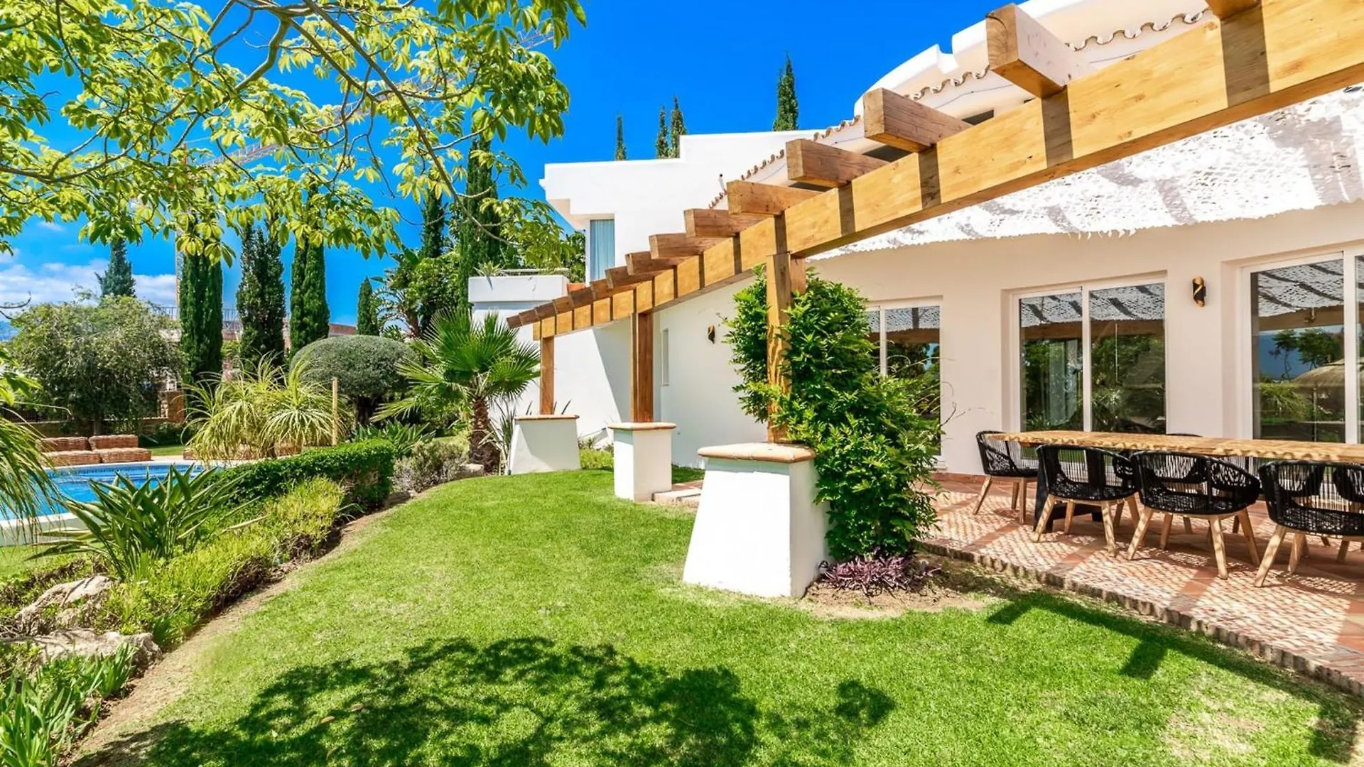 All About La Redonda Villa Benahavís Espanha